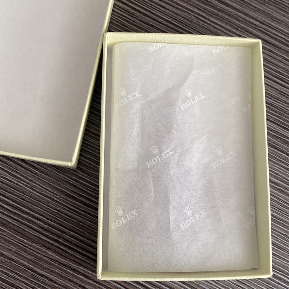 Authentic Rolex Leather Keychain - Picture 3 of 4
